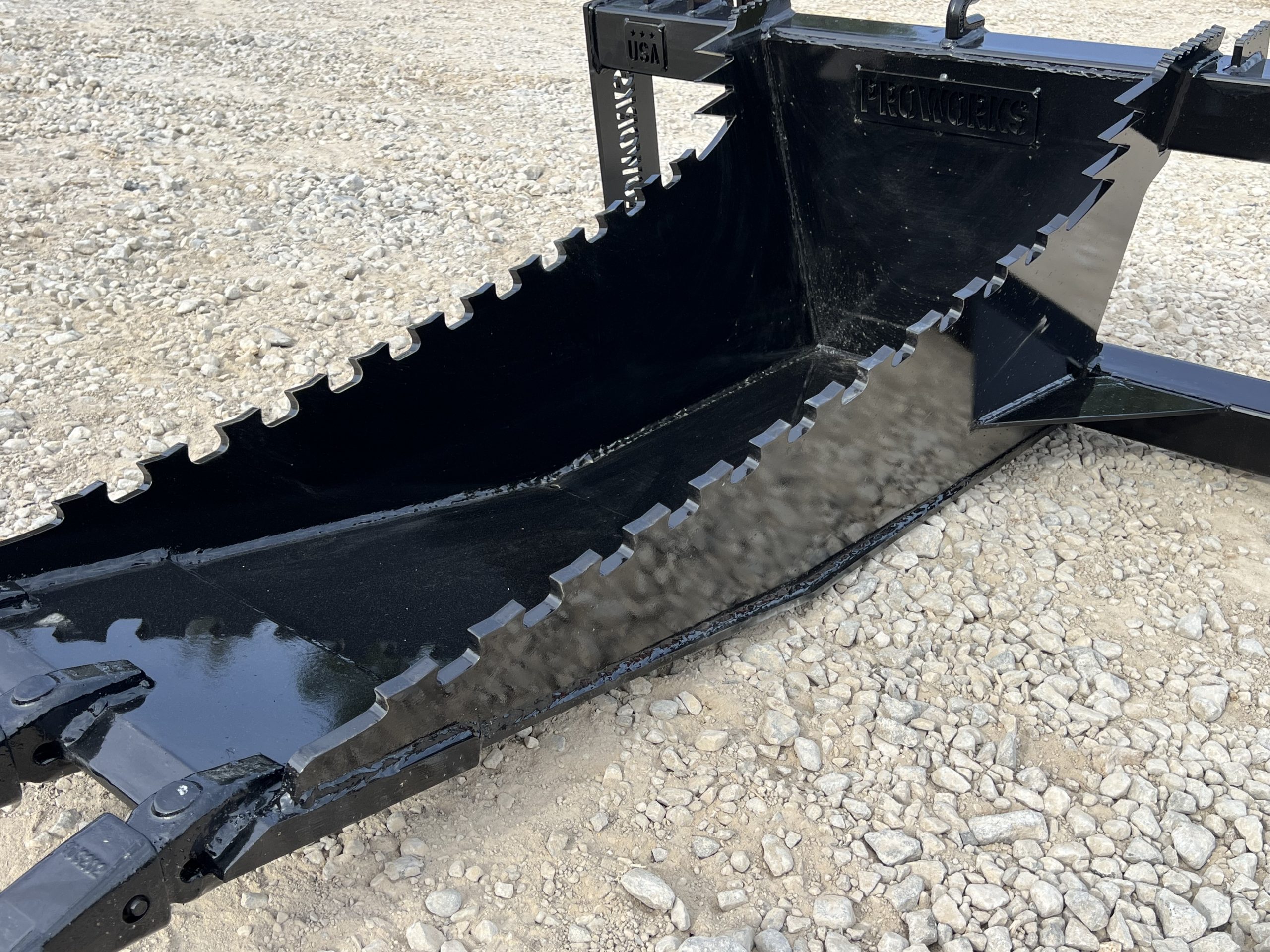 Severe Extreme Stump Bucket Attachment with Teeth Fits Skid Steer Quick Attach - Image 10