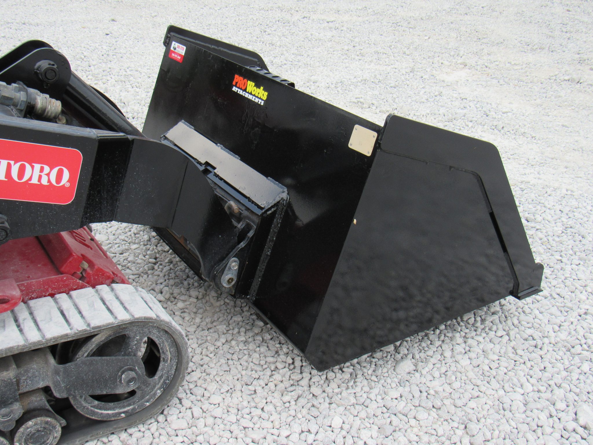 54″ Smooth Snow Mulch Litter Bucket Fits Mini Skid Steer Skid Steer