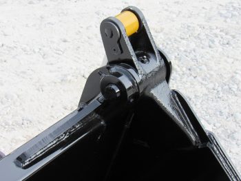 Construction Attachments 73" Severe XTreme 4-IN-1 Multi Purpose Tooth Bucket Attachment - Image 10