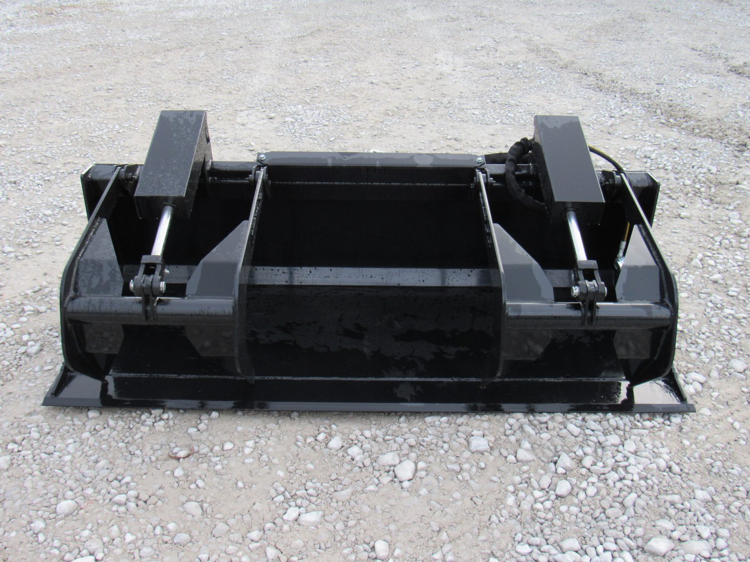 72″ Light Duty Solid Bottom Dual Cylinder Bucket Grapple Skid Steer