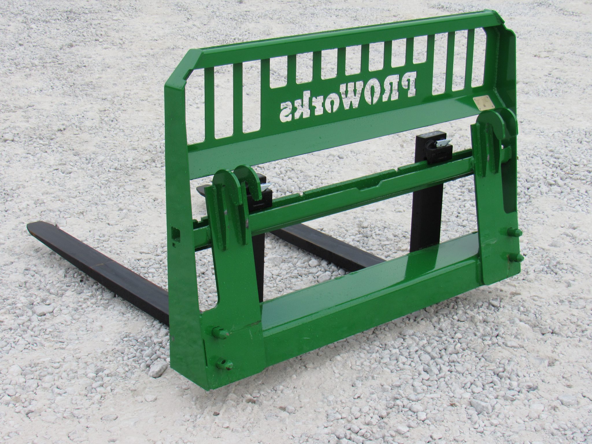 LEDKINGDOMUS 48" Pallet Fork Frame With 48" Blades - 4000lb Capacity For Skid Steer & Tractor