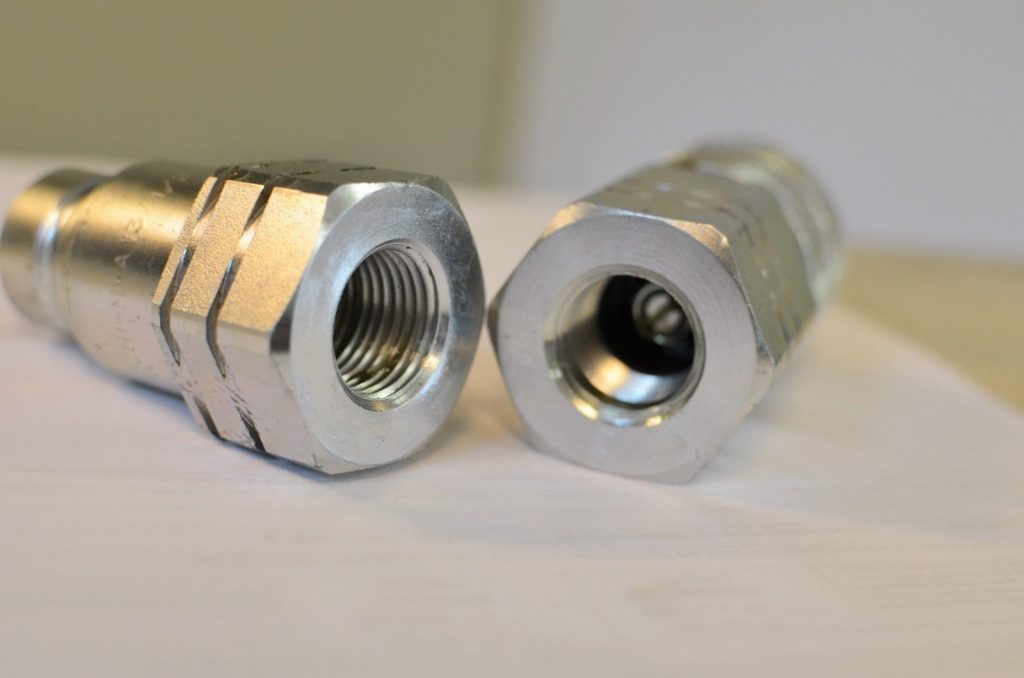 1/2″ Flat Face Hydraulic Coupler Male & Female Skid Steer