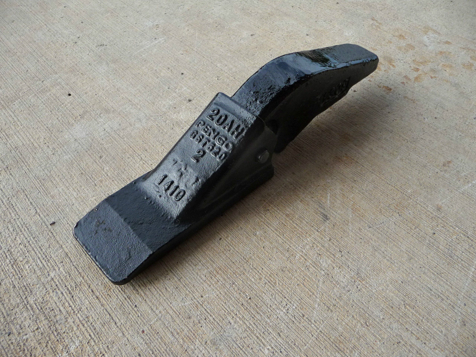 Pengo 20AH Weld On Cast Bucket Tooth Assembly Skid Steer Attachment Depot