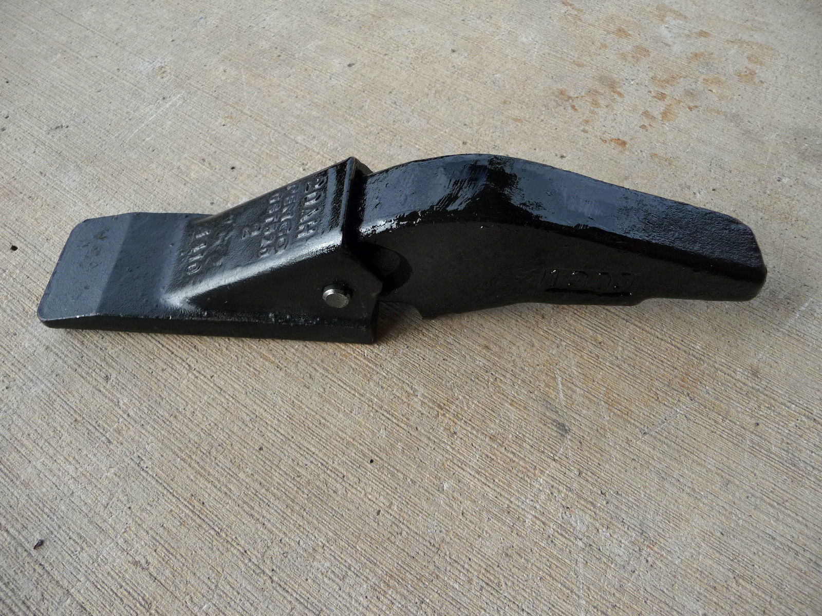 Pengo 20AH Weld On Cast Bucket Tooth Assembly Skid Steer Attachment Depot