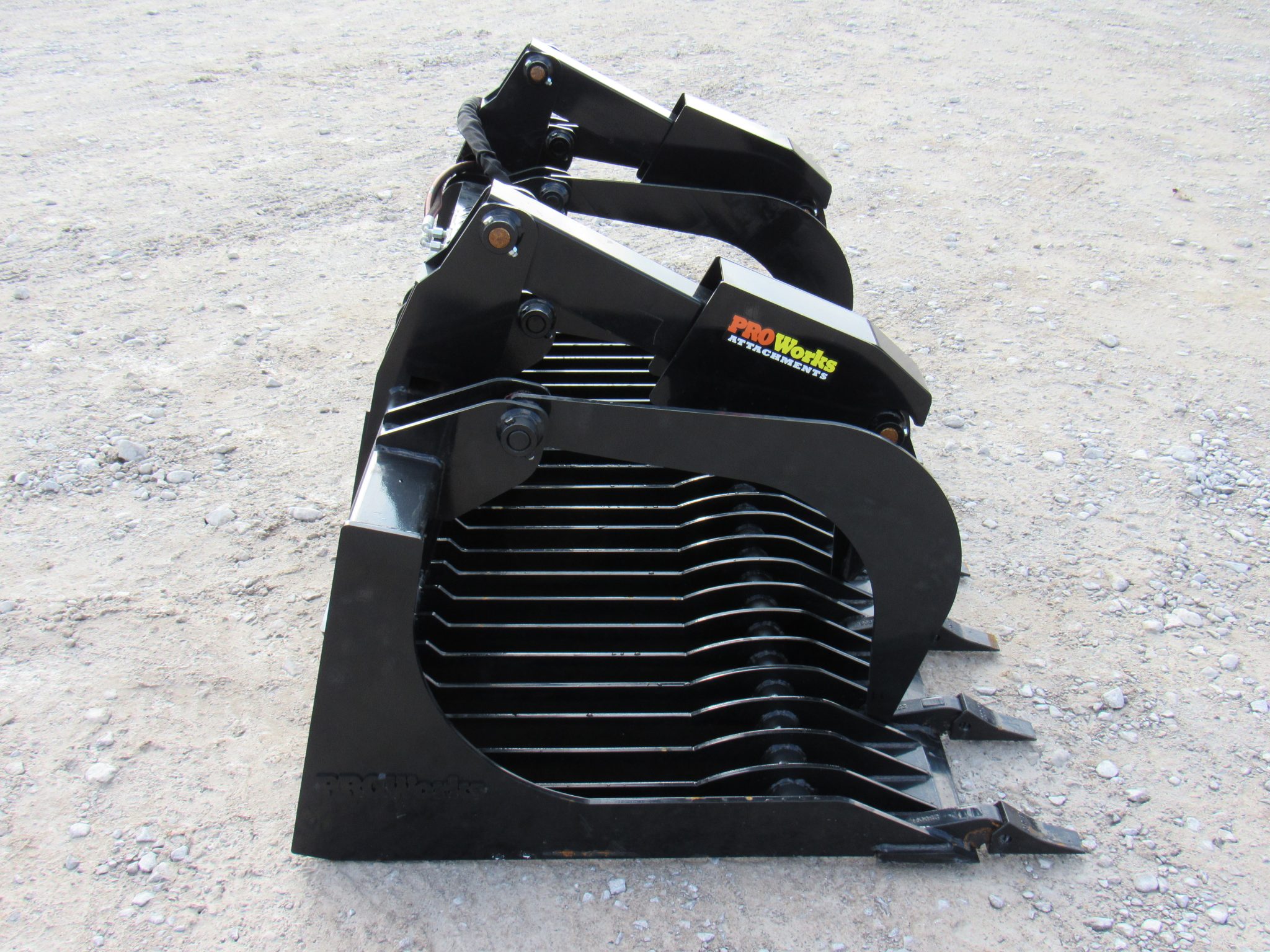 84″ Severe Duty Rock Bucket Grapple with Teeth Fits Skid Steer Quick