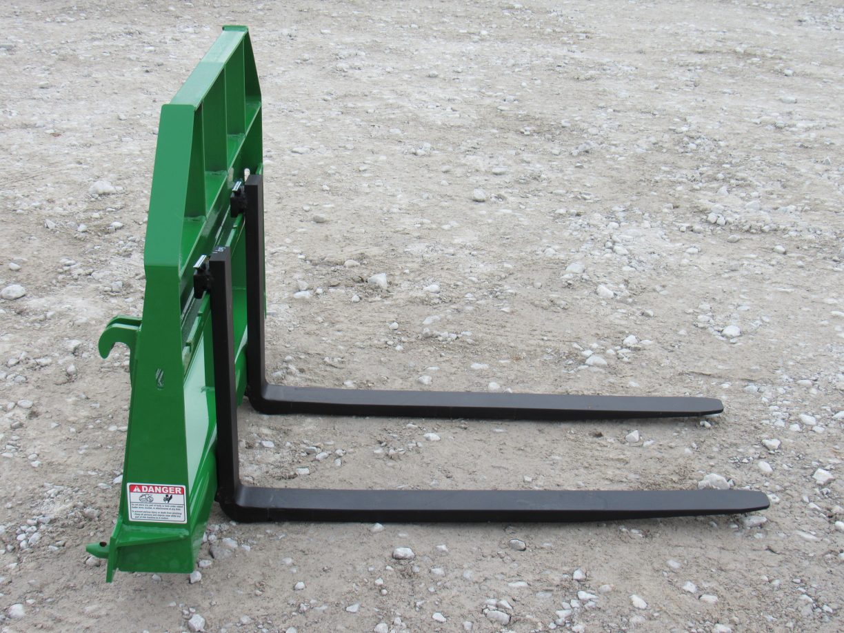 Compact Tractor Pallet Fork Frame with 42″ 2,200 Pound Pallet Forks Fits John Deere Tractor