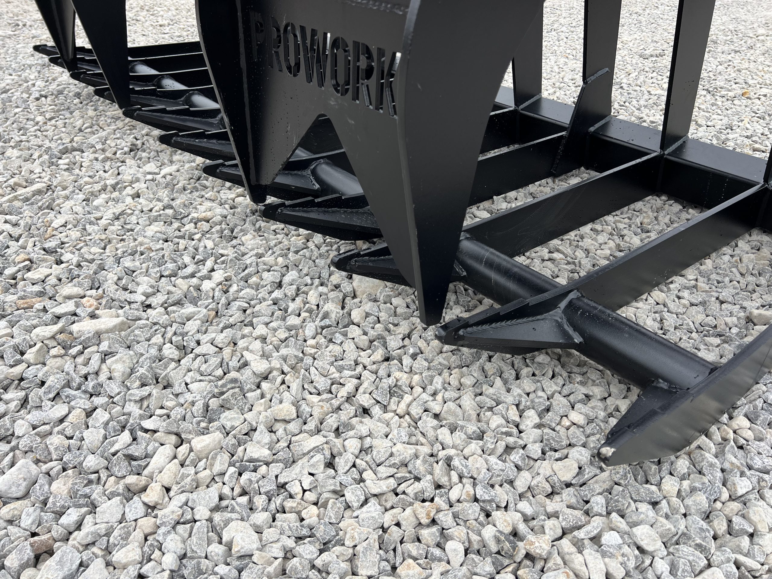 84" Heavy Duty Dual Cylinder Root Bucket Grapple Attachment Fits Skid Steer Quick Attach - Image 11