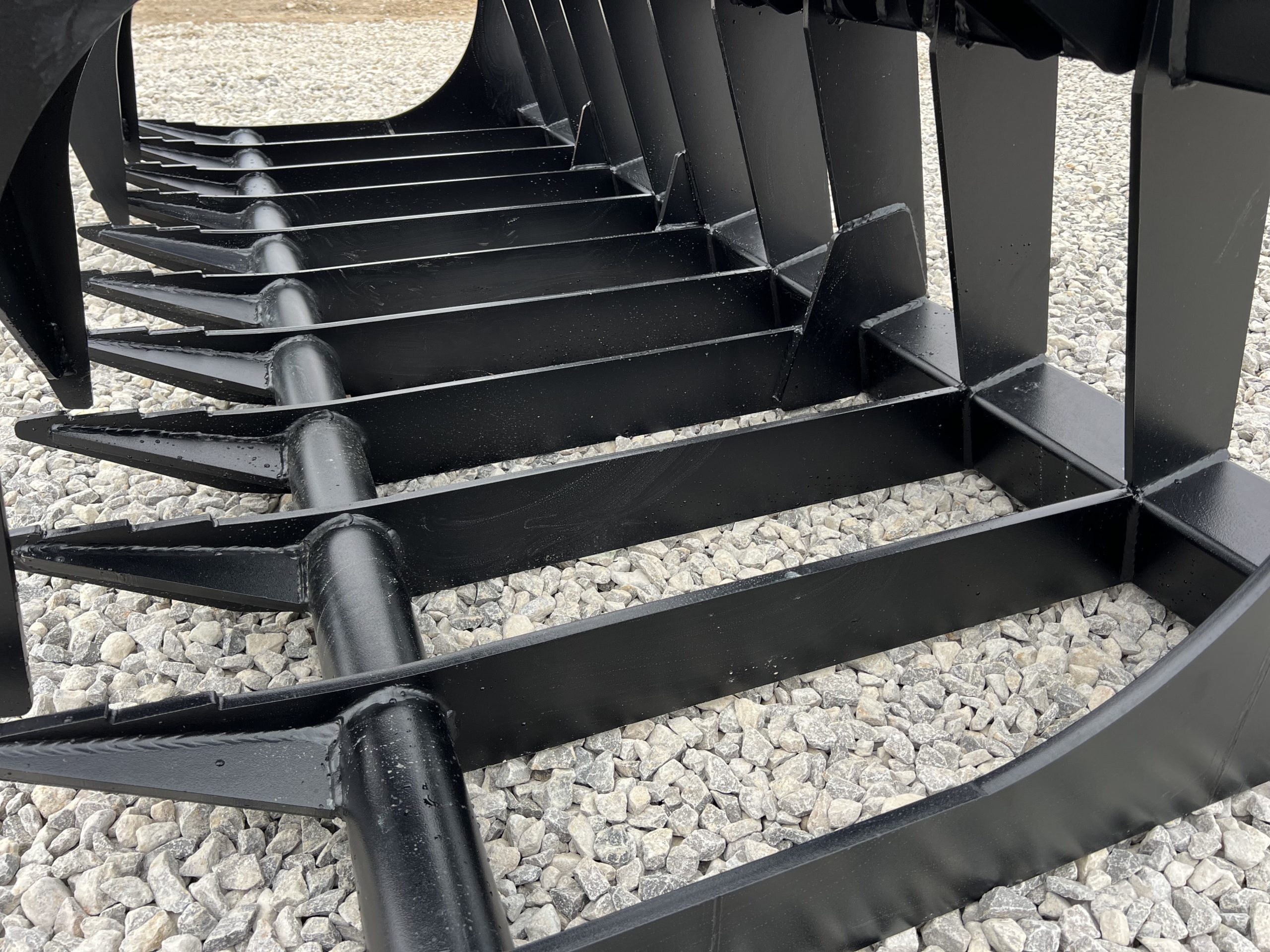 84" Heavy Duty Dual Cylinder Root Bucket Grapple Attachment Fits Skid Steer Quick Attach - Image 12
