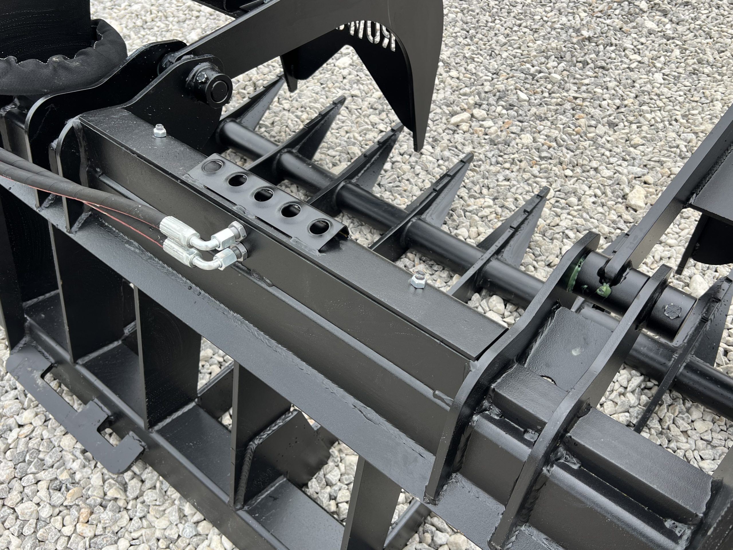 84" Heavy Duty Dual Cylinder Root Bucket Grapple Attachment Fits Skid Steer Quick Attach - Image 15