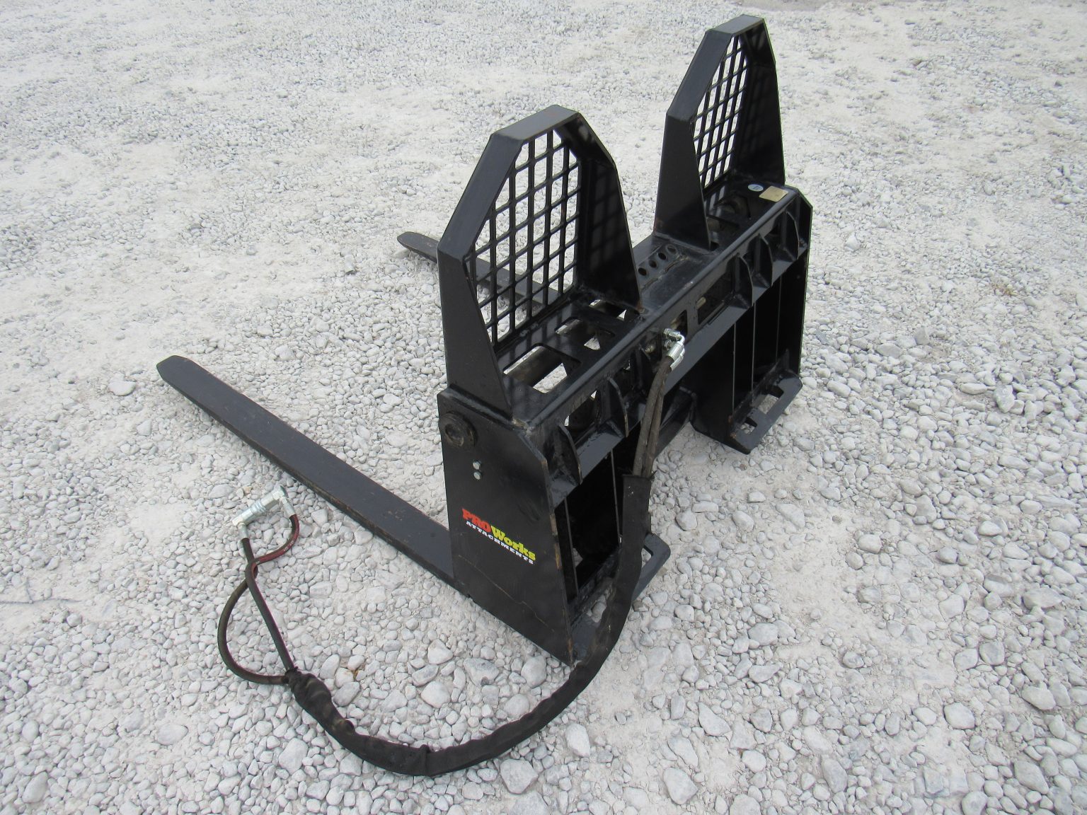 48″ Hydraulic Sliding Walk Through Pallet Fork Set Skid Steer Quick