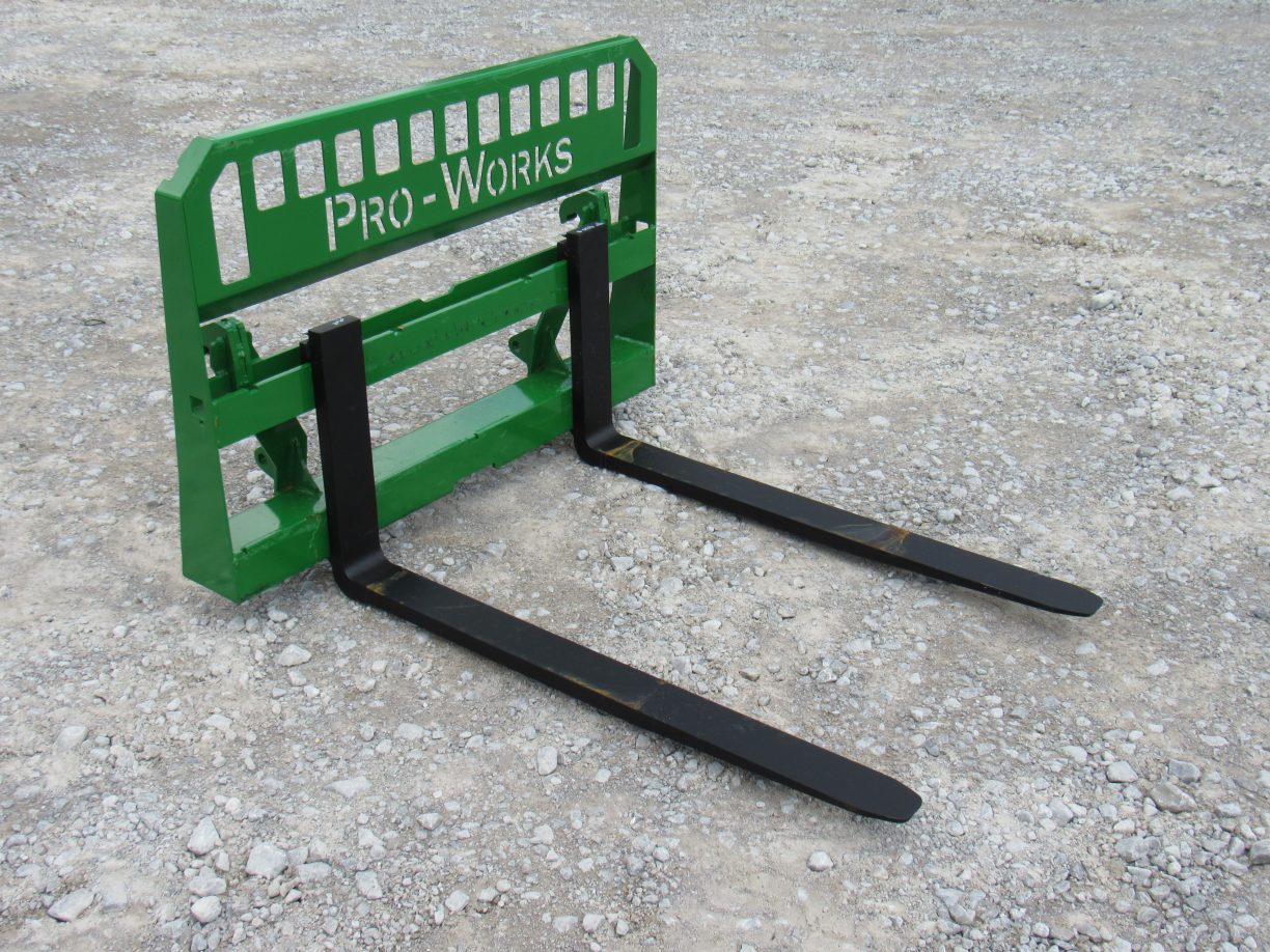 Extreme Duty Pallet Fork Frame with 48″ 4,000 Pound Pallet Forks Fits