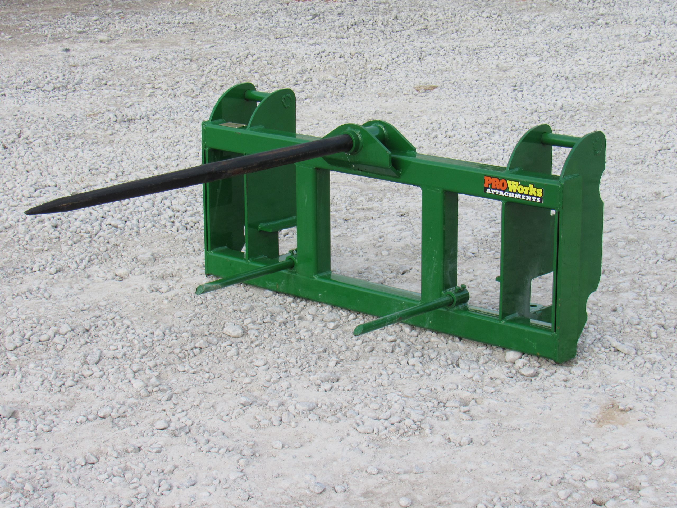 Hay Spear Attachment Fits John Deere 600/700 Series Loader – Skid