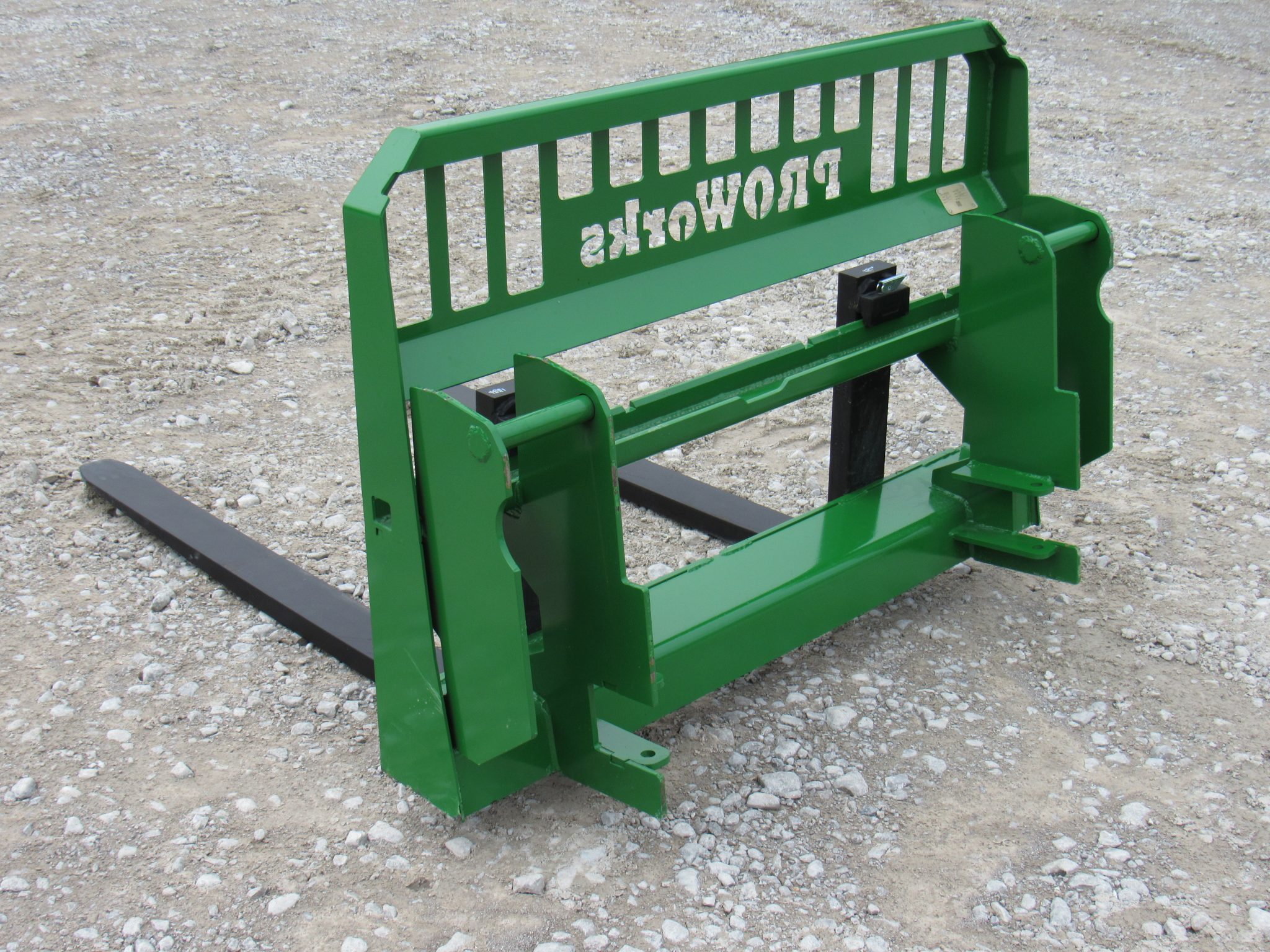 Heavy Duty Pallet Fork Frame with 48″ 5,500 Pound Pallet Forks Fits