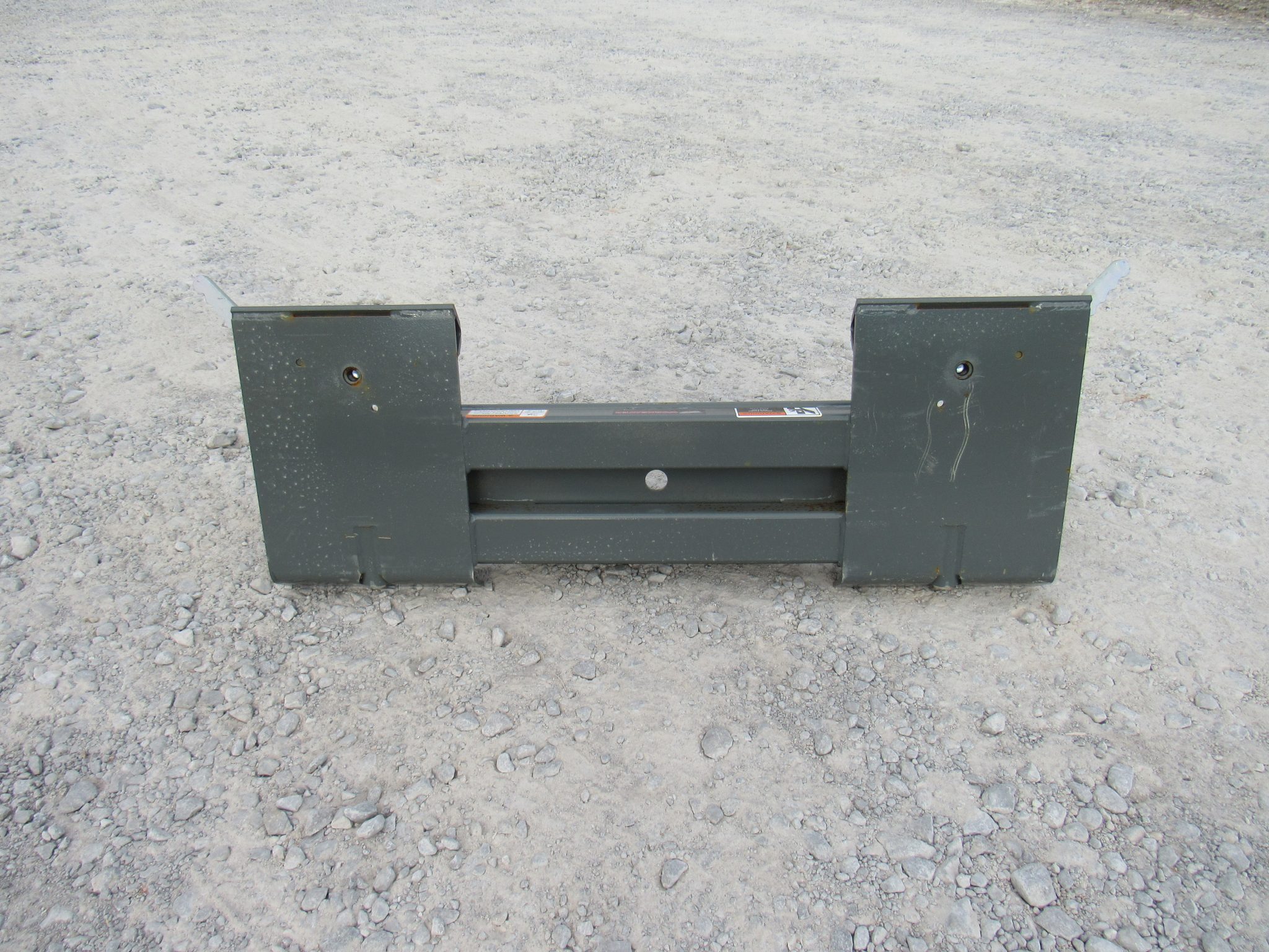 Mini Universal to Standard Skid Steer Adapter 835010 Skid Steer