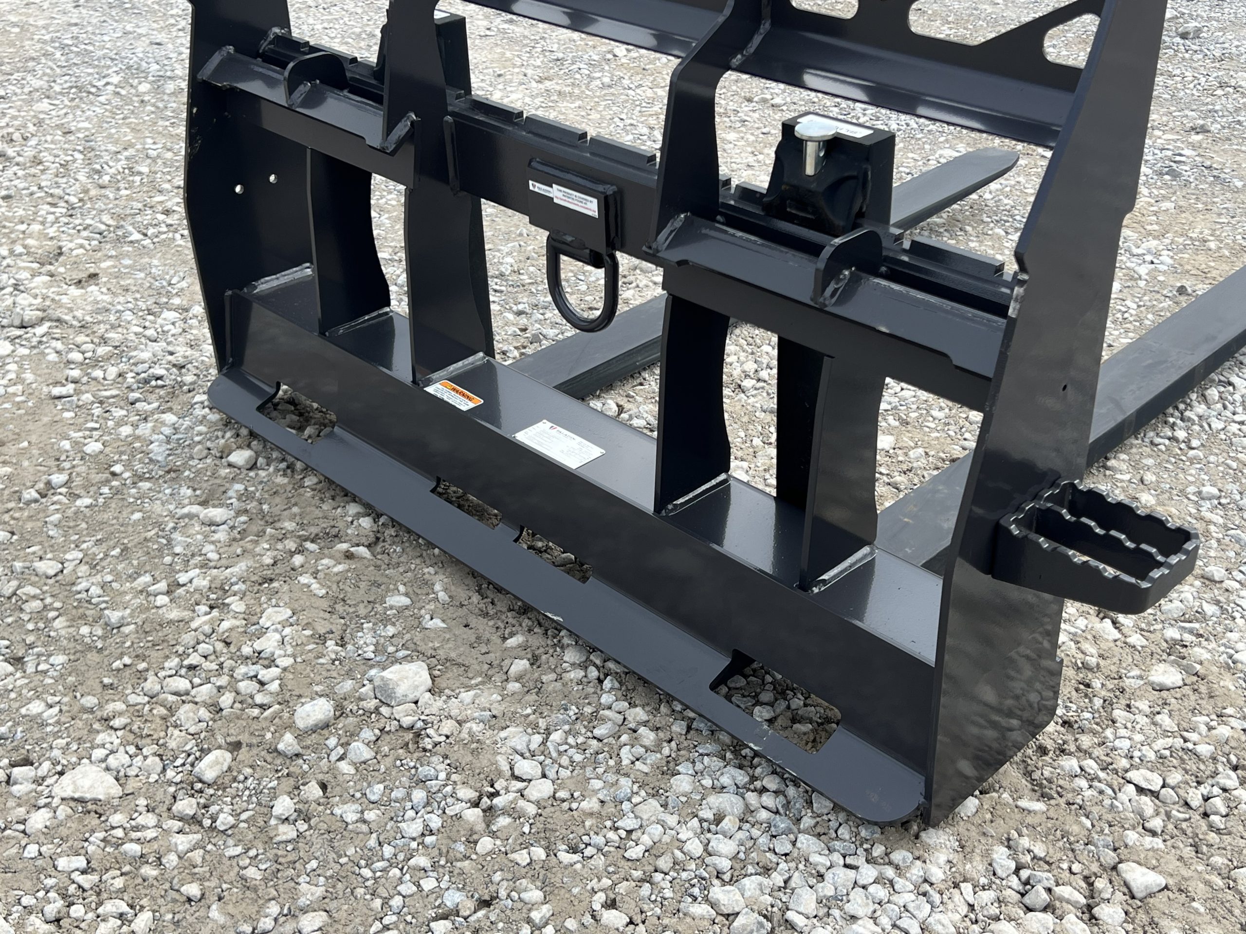Bradco Signature Series Pallet Fork Frame with 48" 5,500 Pound Pallet Forks - Image 13