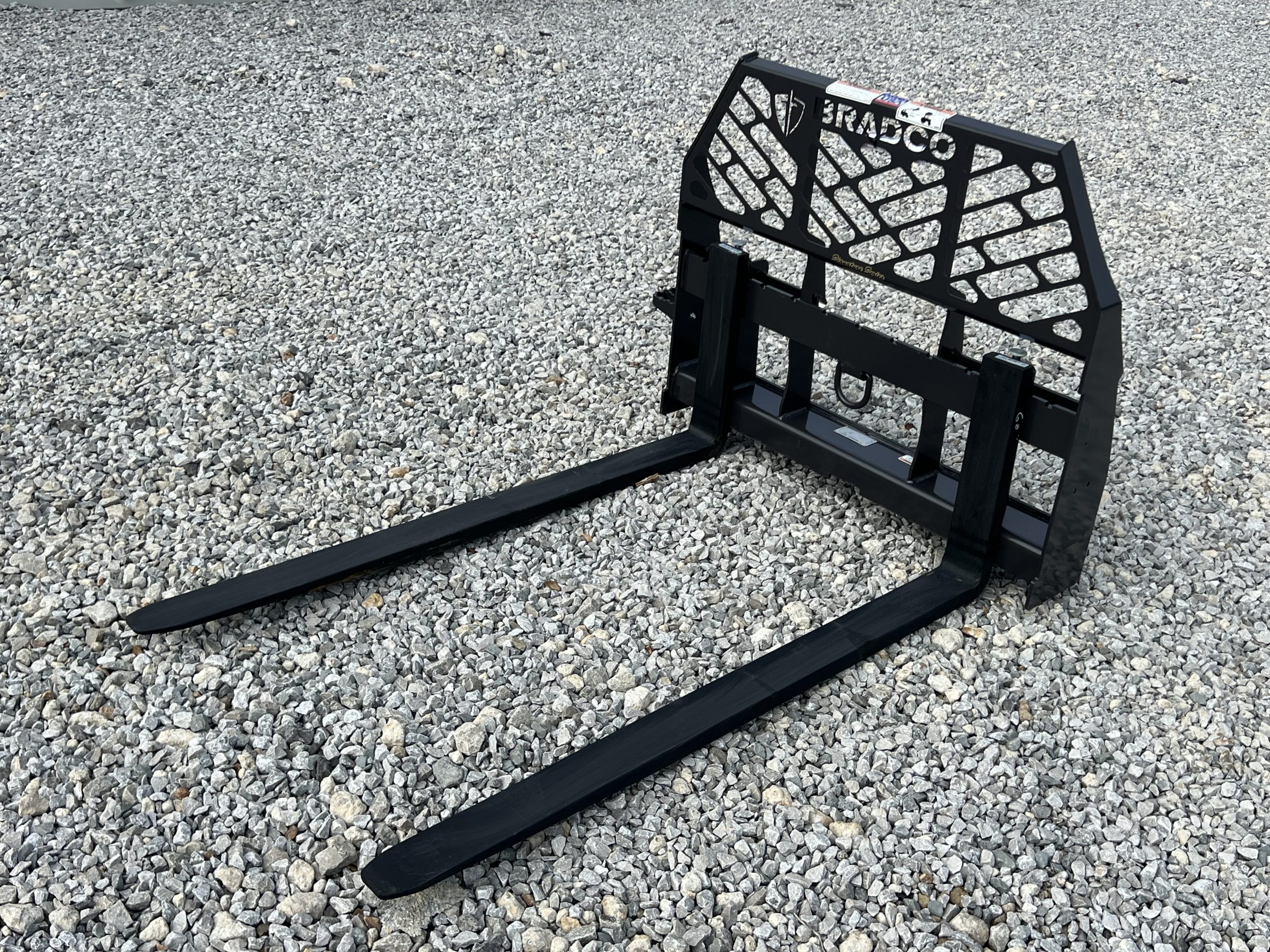 Bradco Signature Series Pallet Fork Frame with 60" 5,500 Pound Pallet Forks - Image 5