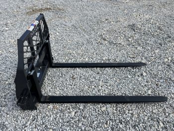 Bradco Signature Series Pallet Fork Frame with 72″ 6,000 Pound
