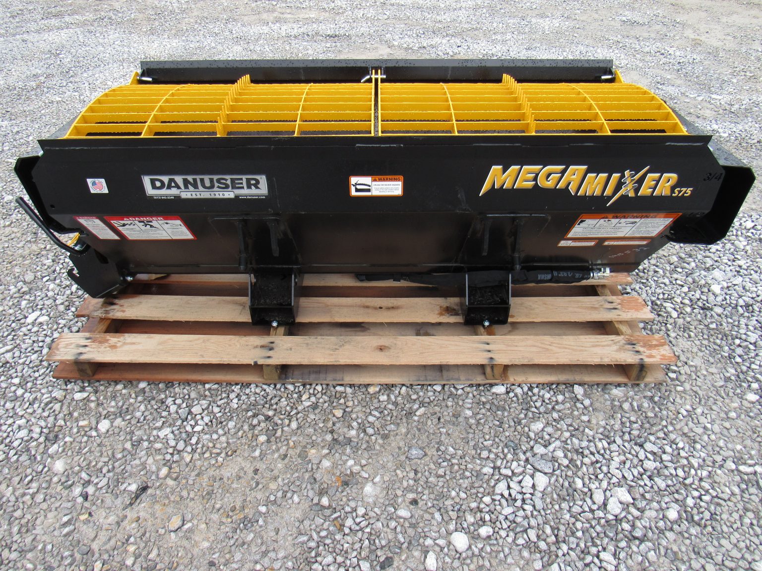 Danuser S75 Mega Mixer Steel Auger Bucket Skid Steer Attachment Skid Steer Attachment Depot