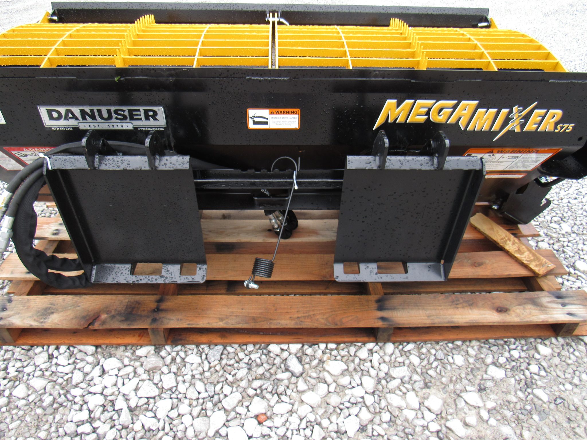 Danuser S75 Mega Mixer Steel Auger Bucket Skid Steer Attachment Skid Steer Attachment Depot