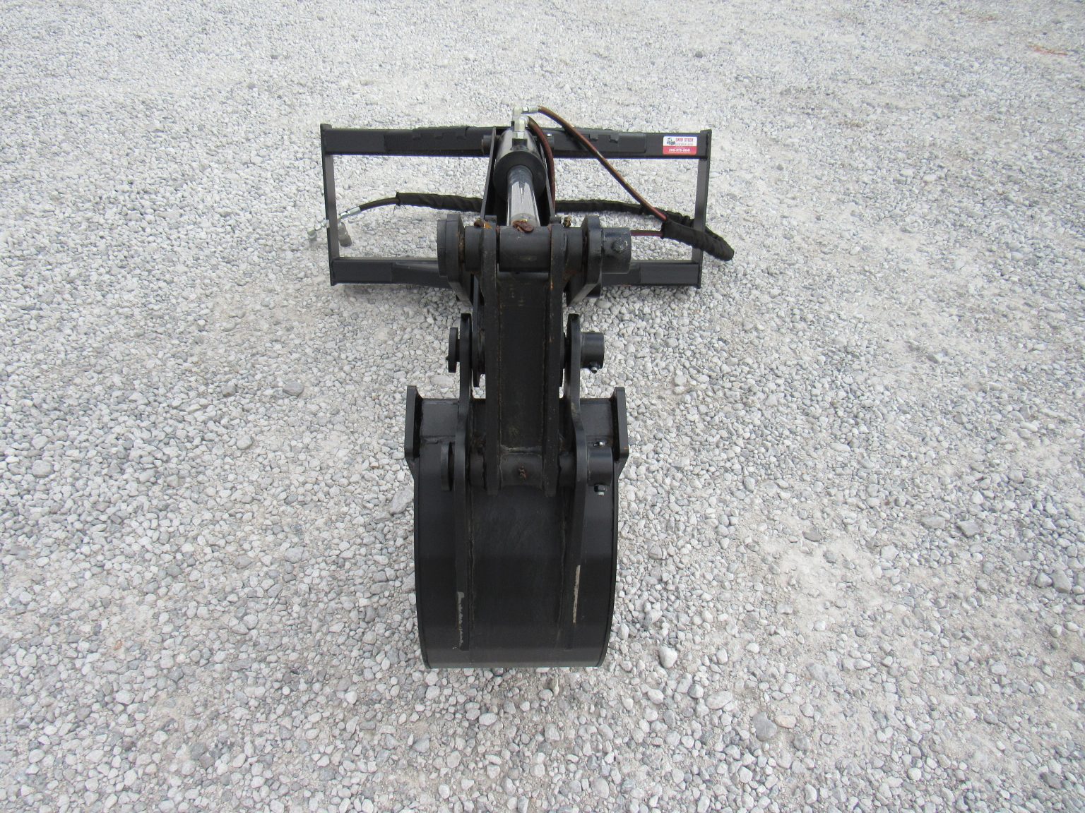 Stiff Arm Backhoe Attachment with 12″ Tooth Trench Bucket Fits Skid