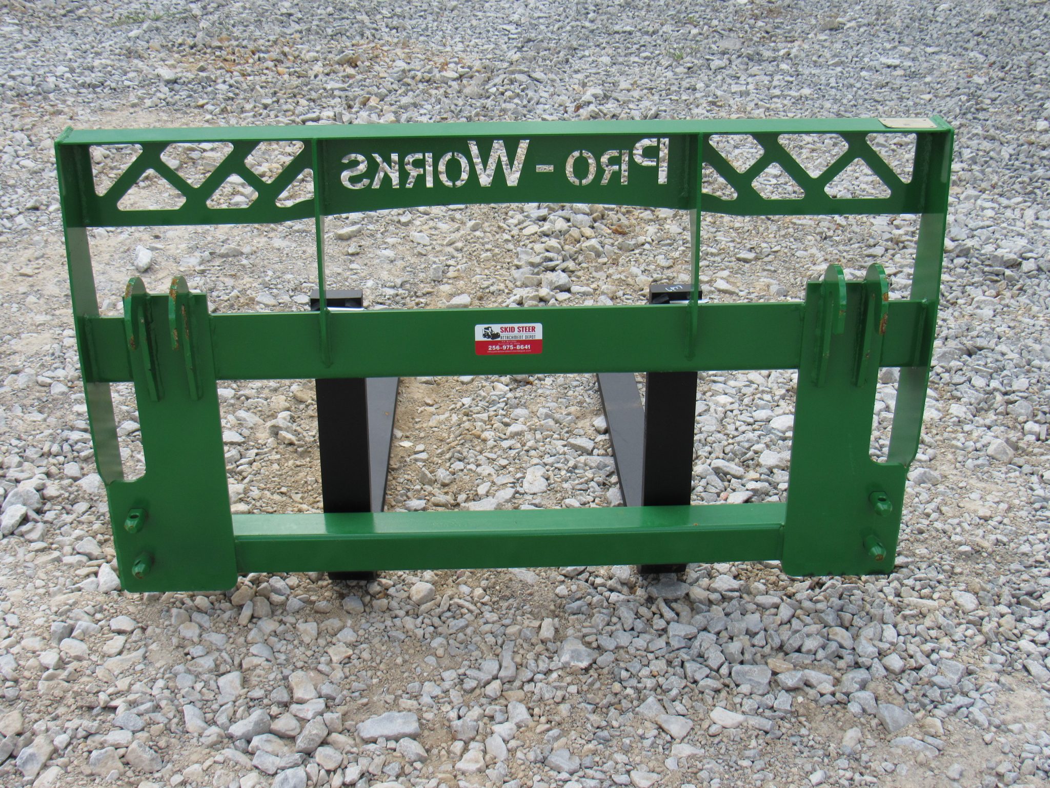 Compact Tractor Pallet Fork Frame with 42″ 2,200 Pound Pallet Forks