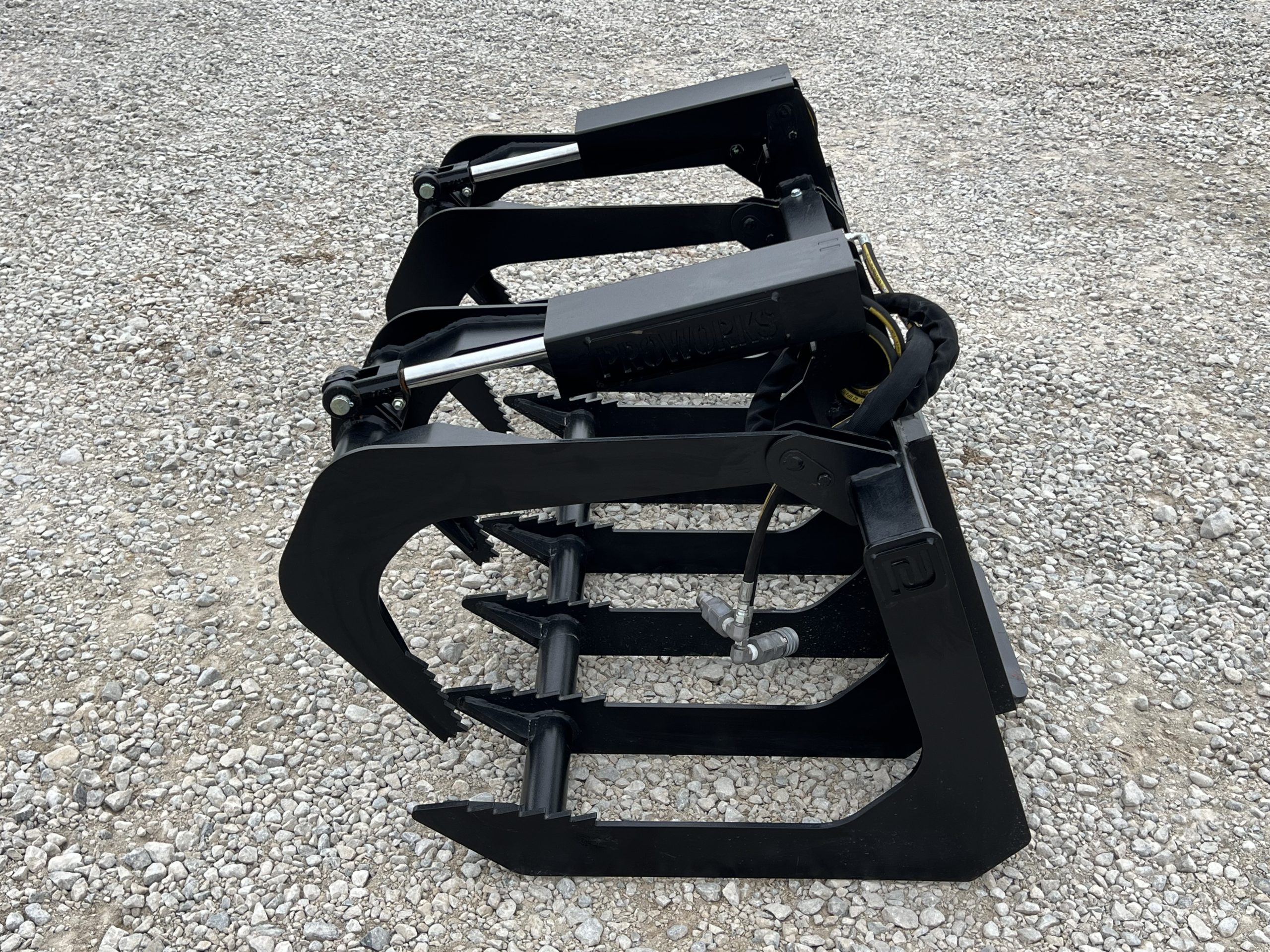 66″ Dual Cylinder Root Bucket Grapple Attachment with Grease Fittings Fits Skid Steer Quick Attach - Image 8