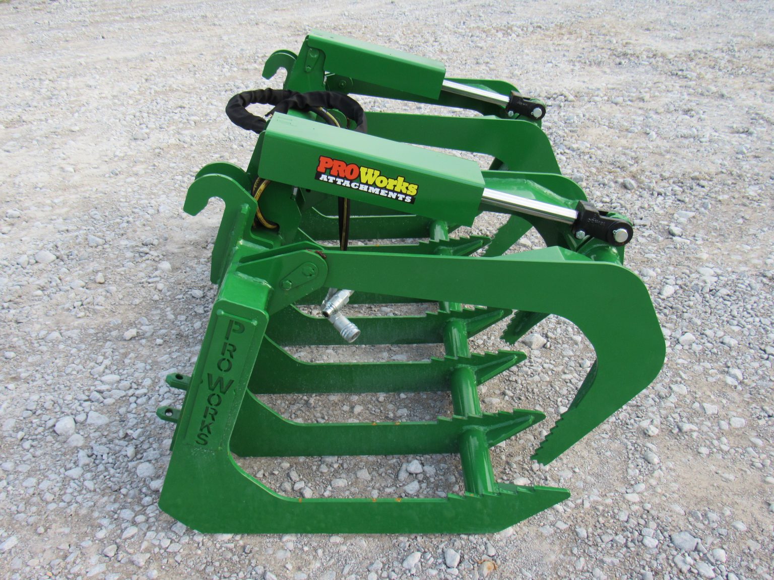 60″ Dual Cylinder Root Bucket Grapple Attachment with Grease Fittings