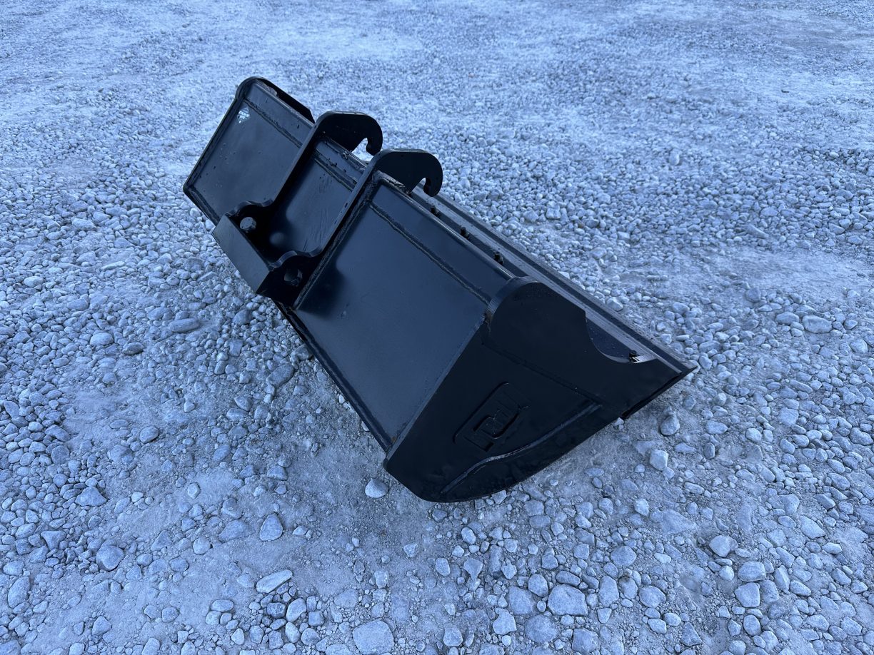 42″ Ditching Excavator Bucket with BOE Fits Bobcat XChange for 10,000