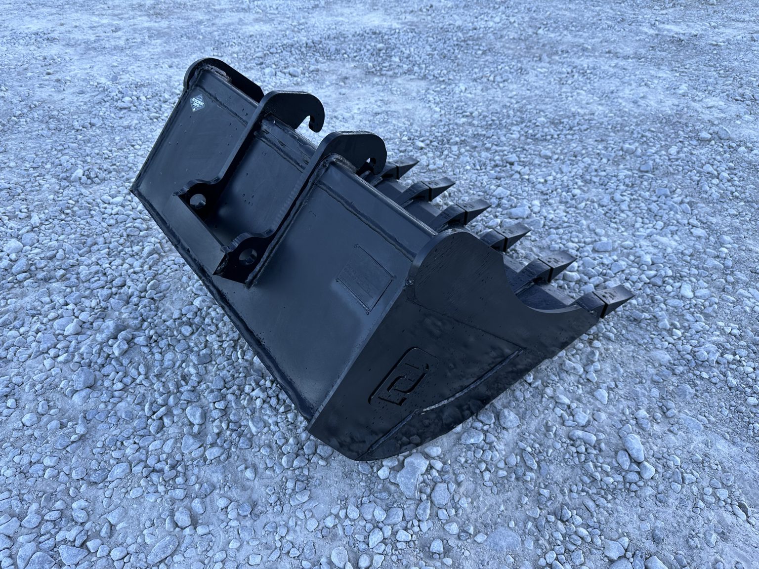 36″ Tooth Excavator Bucket Fits Bobcat Quick X Change for 10,000