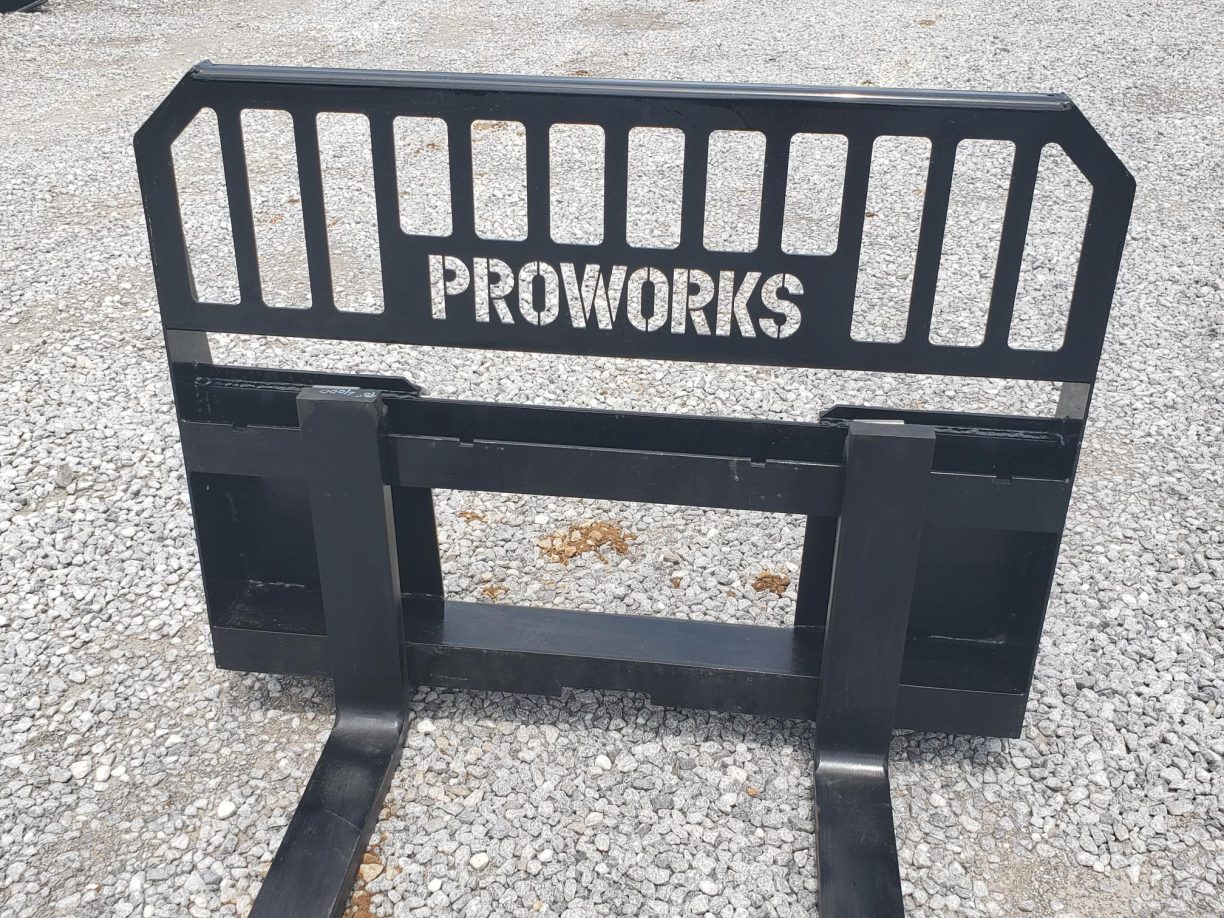 Vevor Pallet Forks Skid Steer Pallet Forks, 4000 Lbs Rated Load