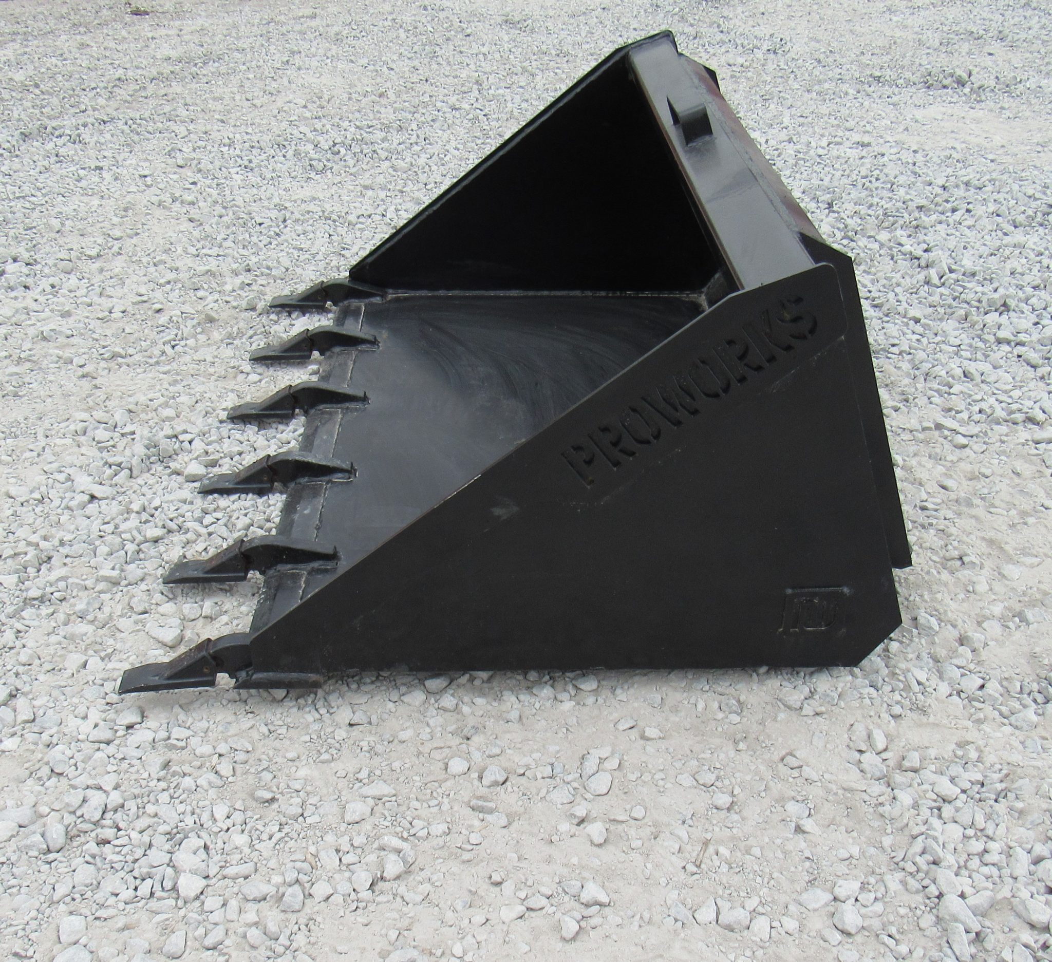 PROWORKS 48 Low Profile Tooth Bucket Attachment Fits Bobcat MT MT50 