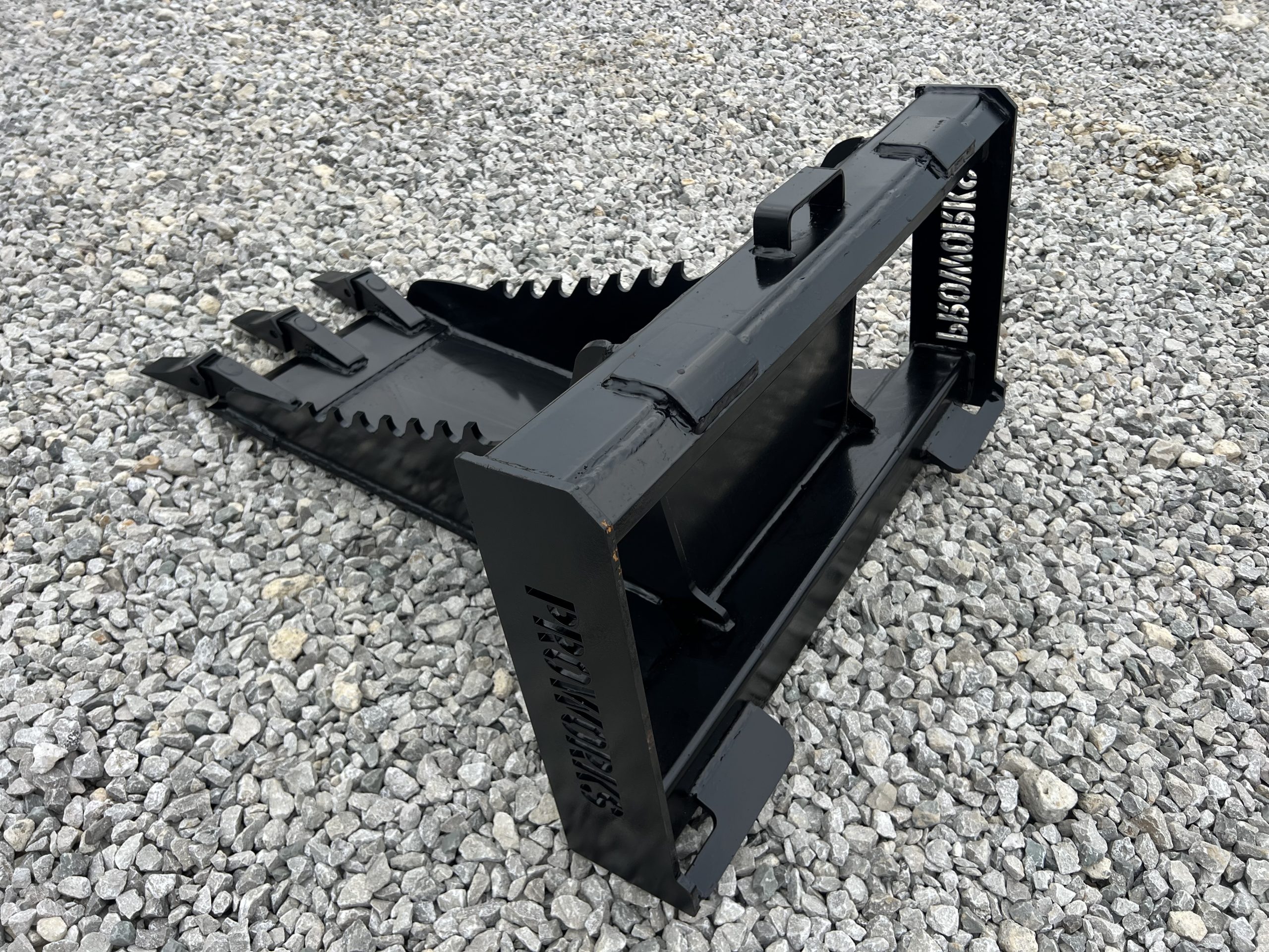 PROWORKS Stump Bucket Attachment Fits Bobcat MT100 MT55 453 463 S70 Mini Skid Steer - Image 8