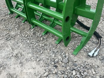 60" Compact Tractor Root Rake Clam Grapple Fits John Deere Loader - Image 9