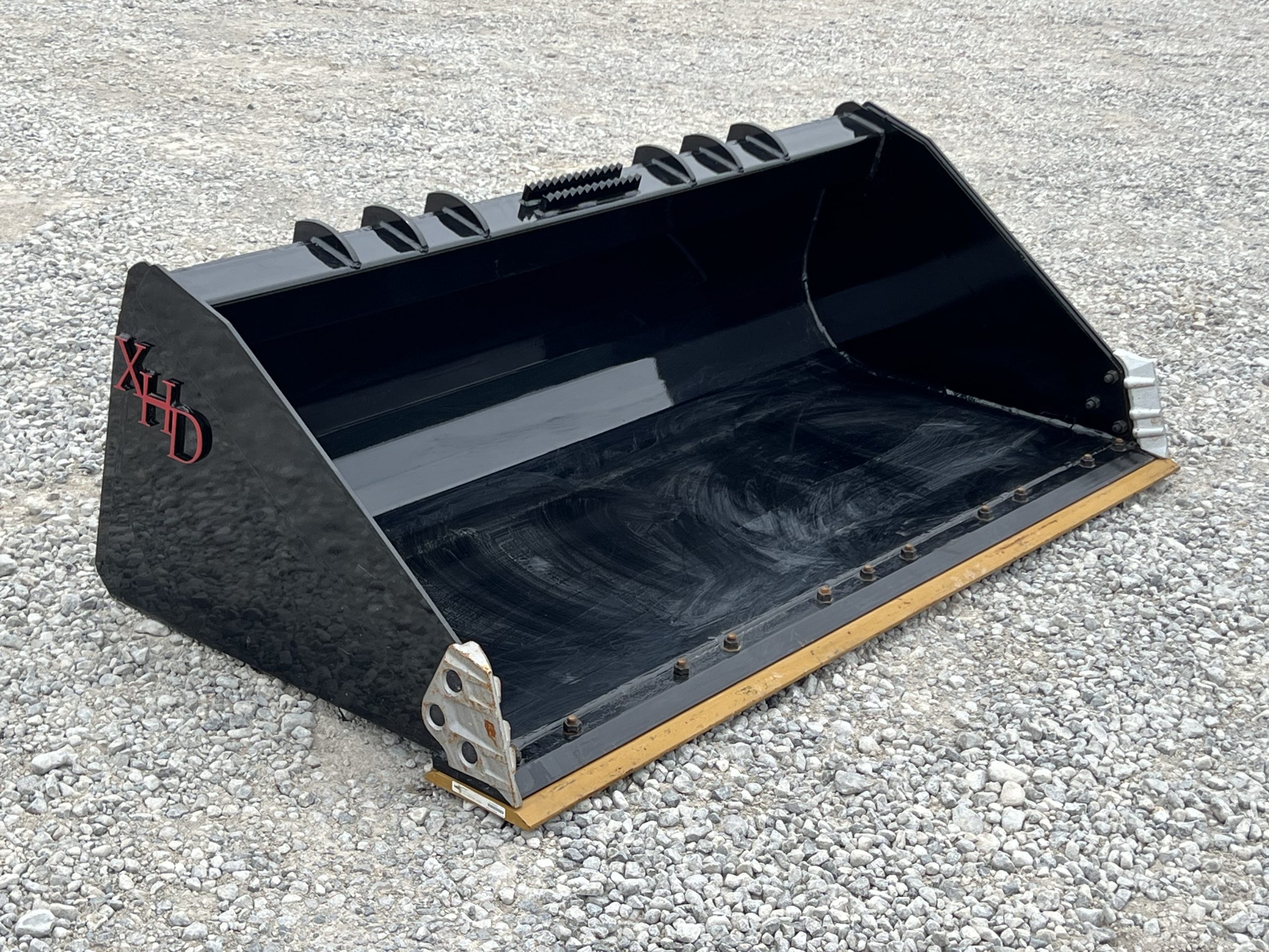XHD 73" Heavy Duty Smooth Bucket with Bolt On Cutting Edge Fits Compact Track Loader - Image 4