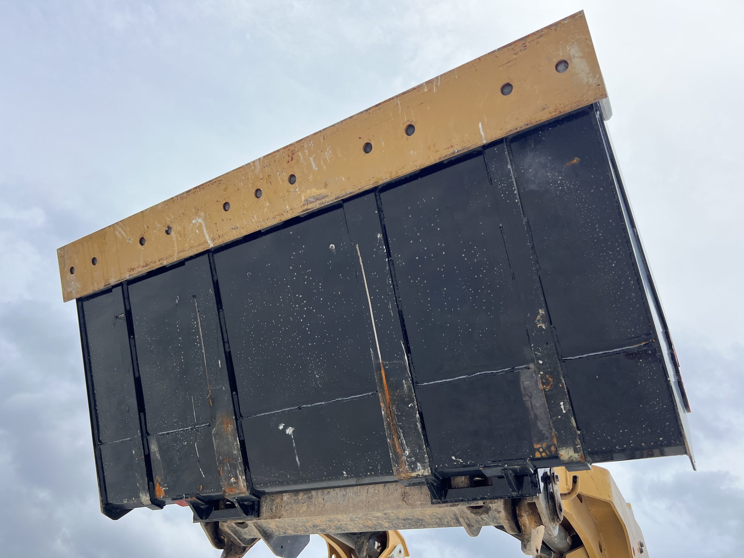 XHD 73" Heavy Duty Smooth Bucket with Bolt On Cutting Edge Fits Compact Track Loader - Image 13
