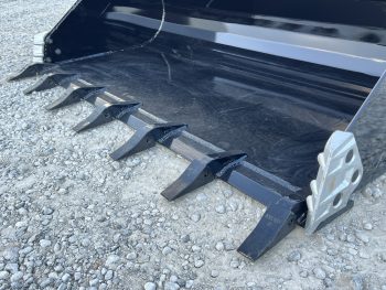 XHD 73" Severe Duty Tooth Bucket with Side Cutters Fits Compact Track Loader - Image 9