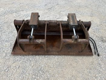 2017 Bobcat 74" Solid Bottom Industrial Scrap Grapple Attachment Fits Skid Steer - Image 2