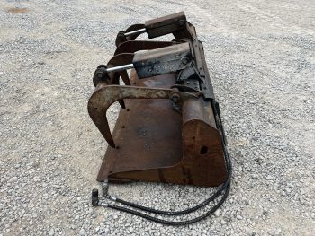 2017 Bobcat 74" Solid Bottom Industrial Scrap Grapple Attachment Fits Skid Steer - Image 8