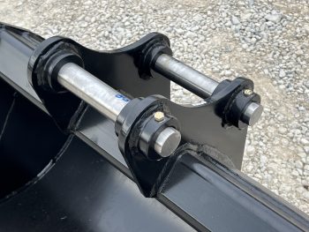 36" Smooth Ditching Excavator Bucket Fits CAT 306 Mini Excavator Quick Coupler - Image 10