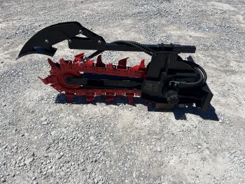 30" x 6" Trencher Attachment with Combo Chain Fits Mini Universal Skid Steer - Image 12