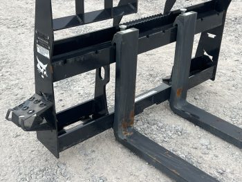 48" Long 4,000 lb Bobcat Heavy Duty Pallet Fork Loader Skid Steer Attachment - Image 10