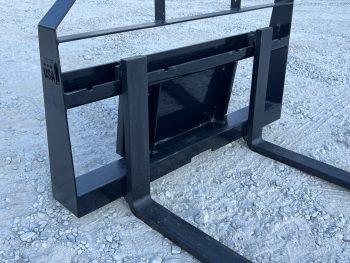 42" Long 2,200 Pound Wide Rail Pallet Fork Attachment Fits Mini Universal Skid Steer - Image 11