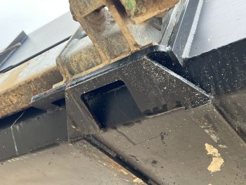 96" Chicken Turkey Snow Mulch Litter Bucket Attachment Fits Skid Steer Loader - Image 13