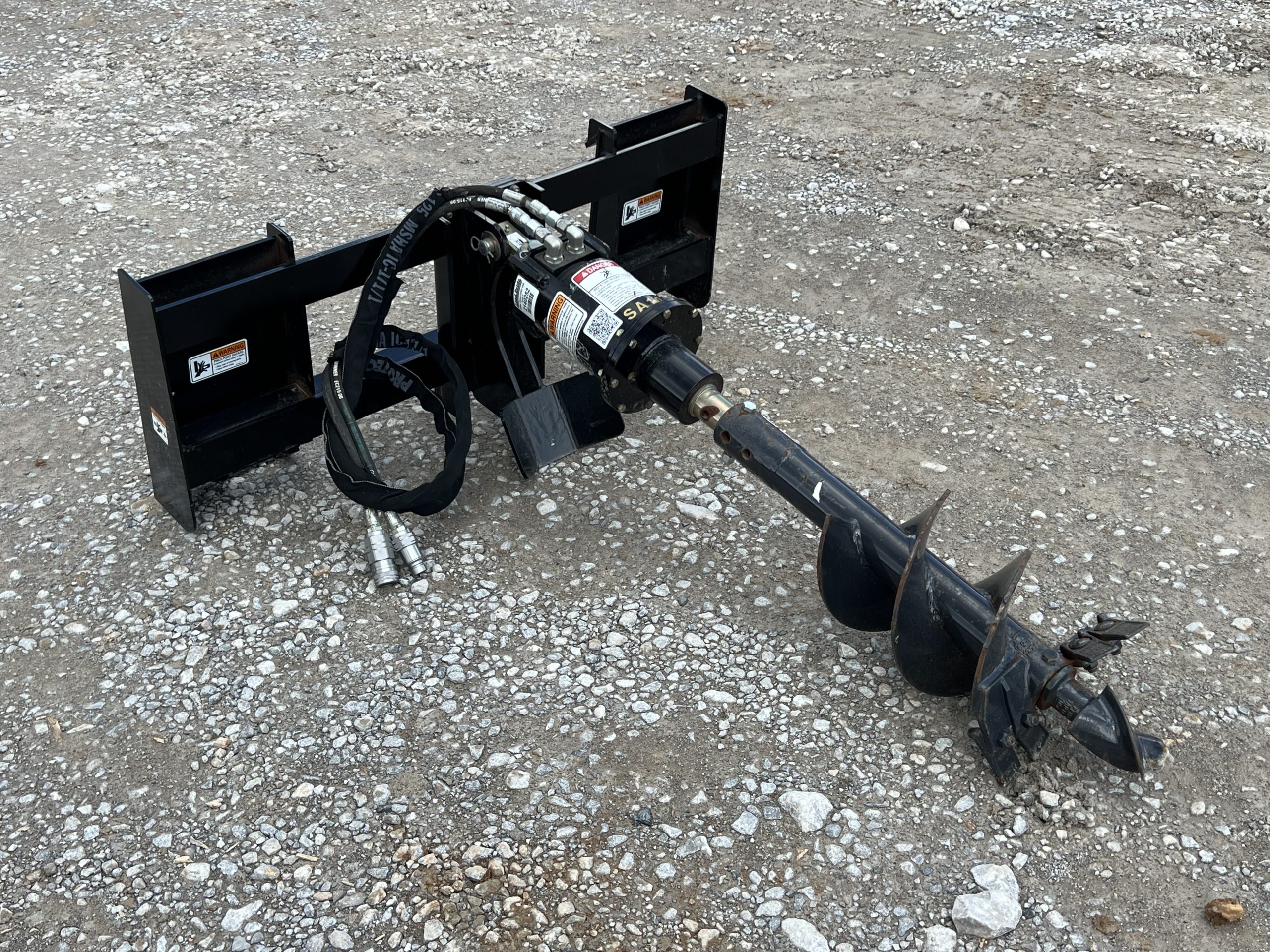 2023 Land Pride SA10 Hydraulic Post Hole Digger Auger Compact Tractor Attachment - Image 3