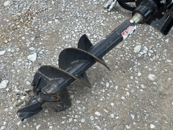 2023 Land Pride SA10 Hydraulic Post Hole Digger Auger Compact Tractor Attachment - Image 10