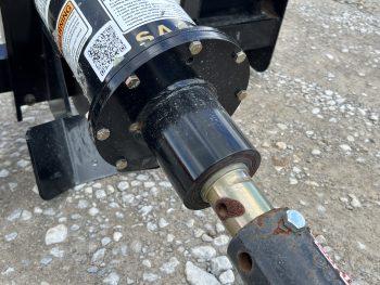 2023 Land Pride SA10 Hydraulic Post Hole Digger Auger Compact Tractor Attachment - Image 12