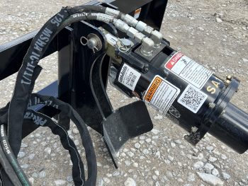 2023 Land Pride SA10 Hydraulic Post Hole Digger Auger Compact Tractor Attachment - Image 13