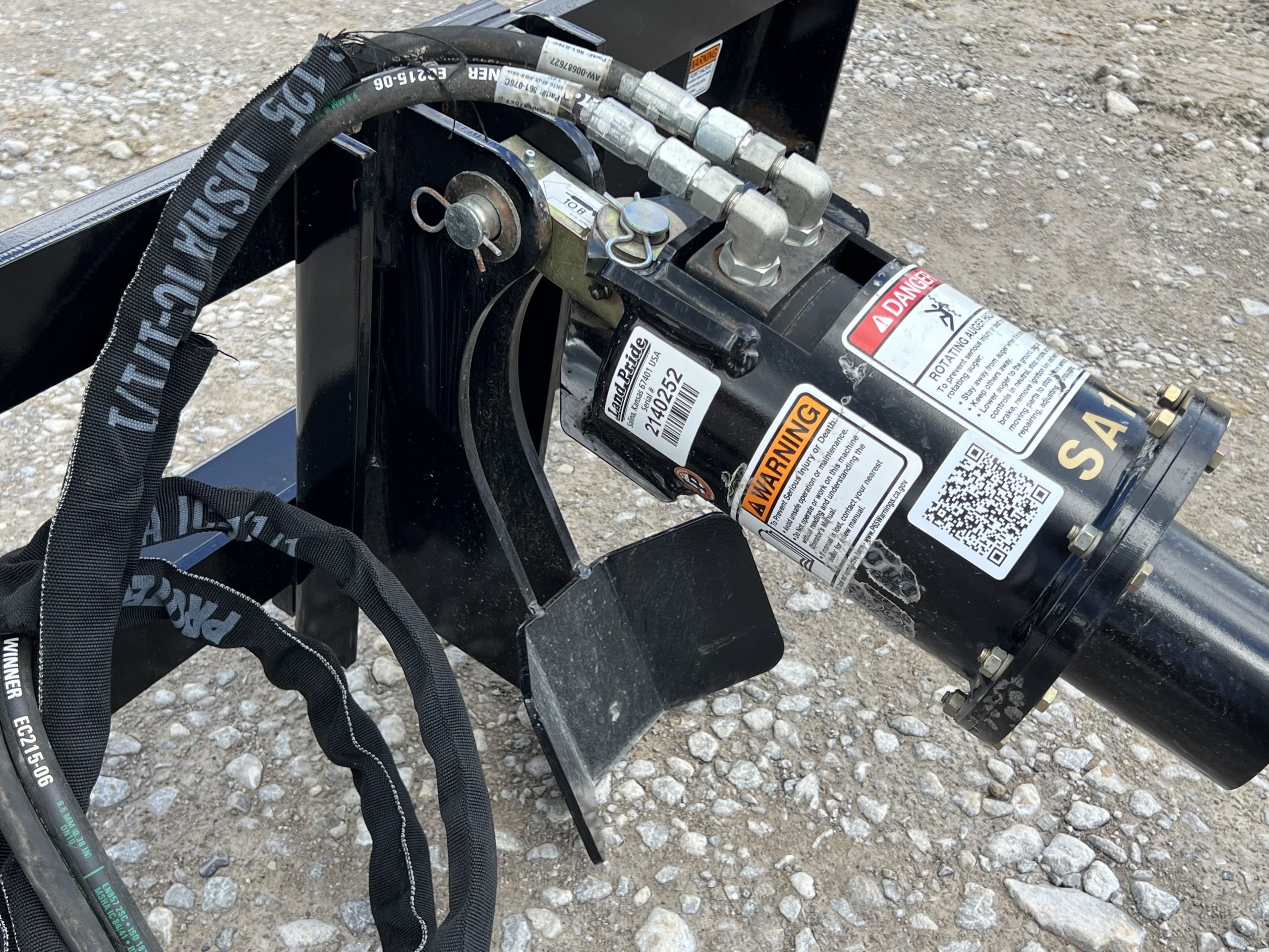 2023 Land Pride SA10 Hydraulic Post Hole Digger Auger Compact Tractor Attachment - Image 13