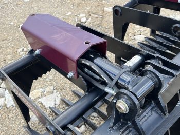 Virnig 60" V30 Skeleton Rock Bucket Grapple Fits Compact Tractor Quick Attach - Image 10
