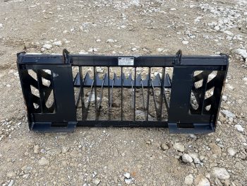Virnig 48" V30 Skeleton Rock Bucket Attachment Fits Compact Tractor Quick Attach - Image 6
